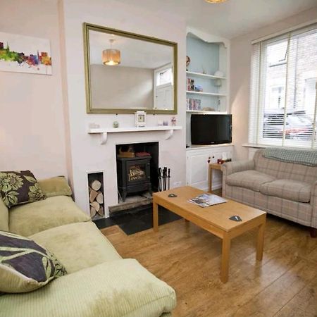 Cosy Little Home Just Outside York City Walls Екстер'єр фото
